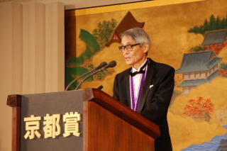 Dr.Akaike's speech.